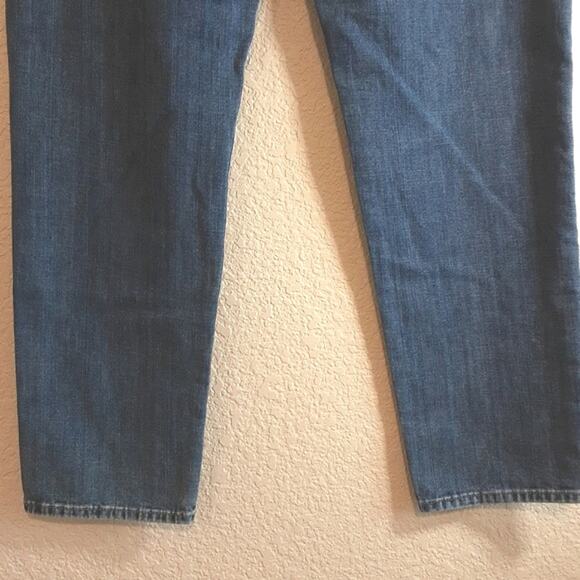 Lucky Brand Mid-Rise Authentic Straight Leg Medium Wash Cotton Denim Jeans 12/31 - Picture 7 of 16